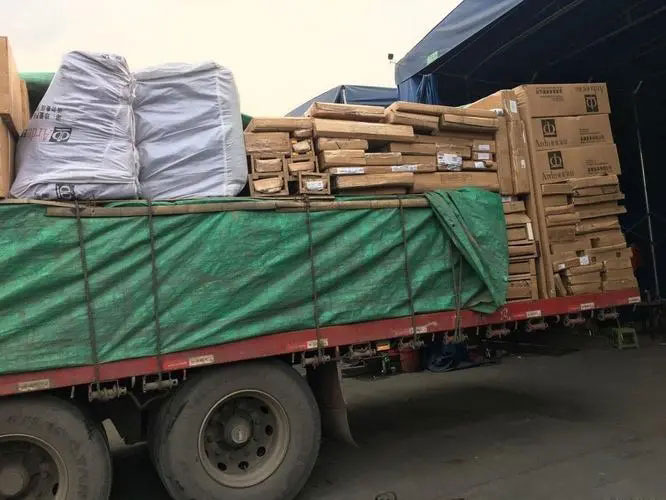 荣邦乡家具托运
